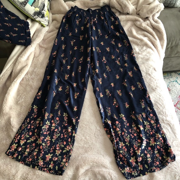 Navy and Pink Floral Off The Shoulder Top and Wide Leg Pants Set - Picture 11 of 13